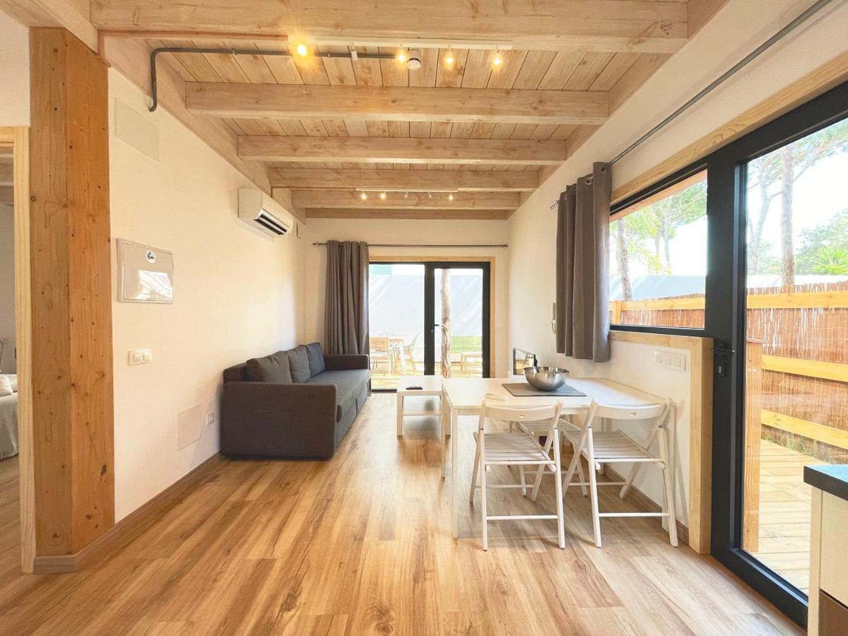 Nuevos Apartamentos Biopasivos Living Pura Madera チクラナ・デ・ラ・フロンテーラ 部屋 写真